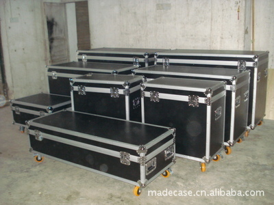 鋁制品箱、鋁箱與鋁制品盒 從工具套裝到工業(yè)應(yīng)用的全景解析